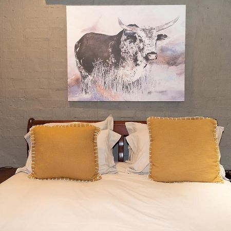 Maretlwane Guesthouse Buffelspoort Ngoại thất bức ảnh