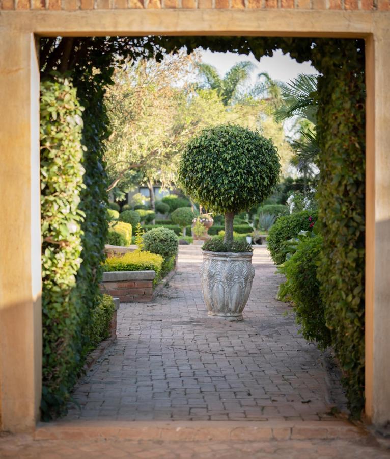 Maretlwane Guesthouse Buffelspoort Ngoại thất bức ảnh