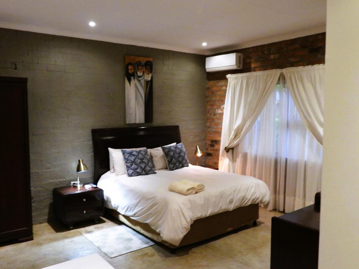Maretlwane Guesthouse Buffelspoort Ngoại thất bức ảnh