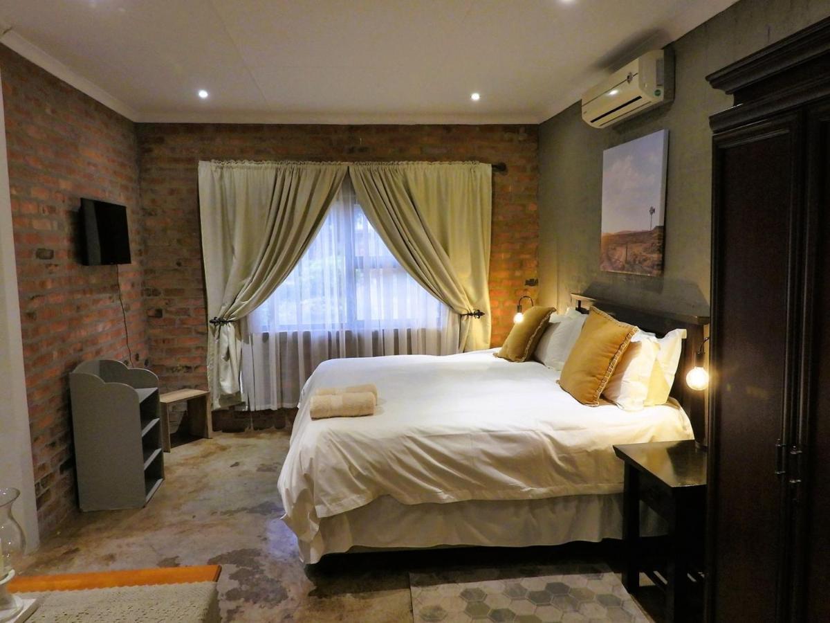 Maretlwane Guesthouse Buffelspoort Ngoại thất bức ảnh