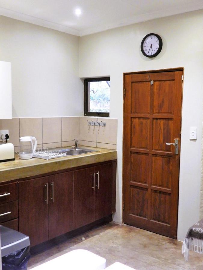 Maretlwane Guesthouse Buffelspoort Ngoại thất bức ảnh