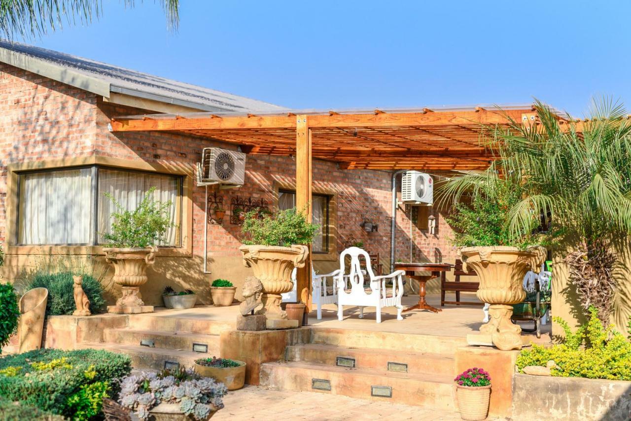 Maretlwane Guesthouse Buffelspoort Ngoại thất bức ảnh